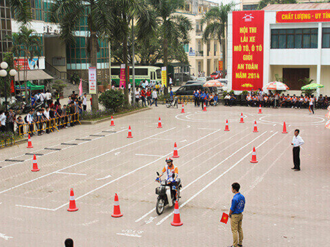 Thi Bằng Lái Xe Máy Phú Giáo Bình Dương