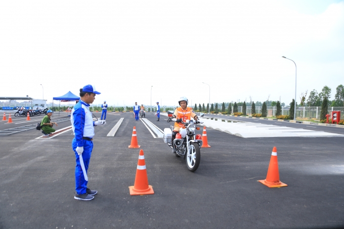 Thi Bằng Lái Xe Mô Tô A2 Quận 3